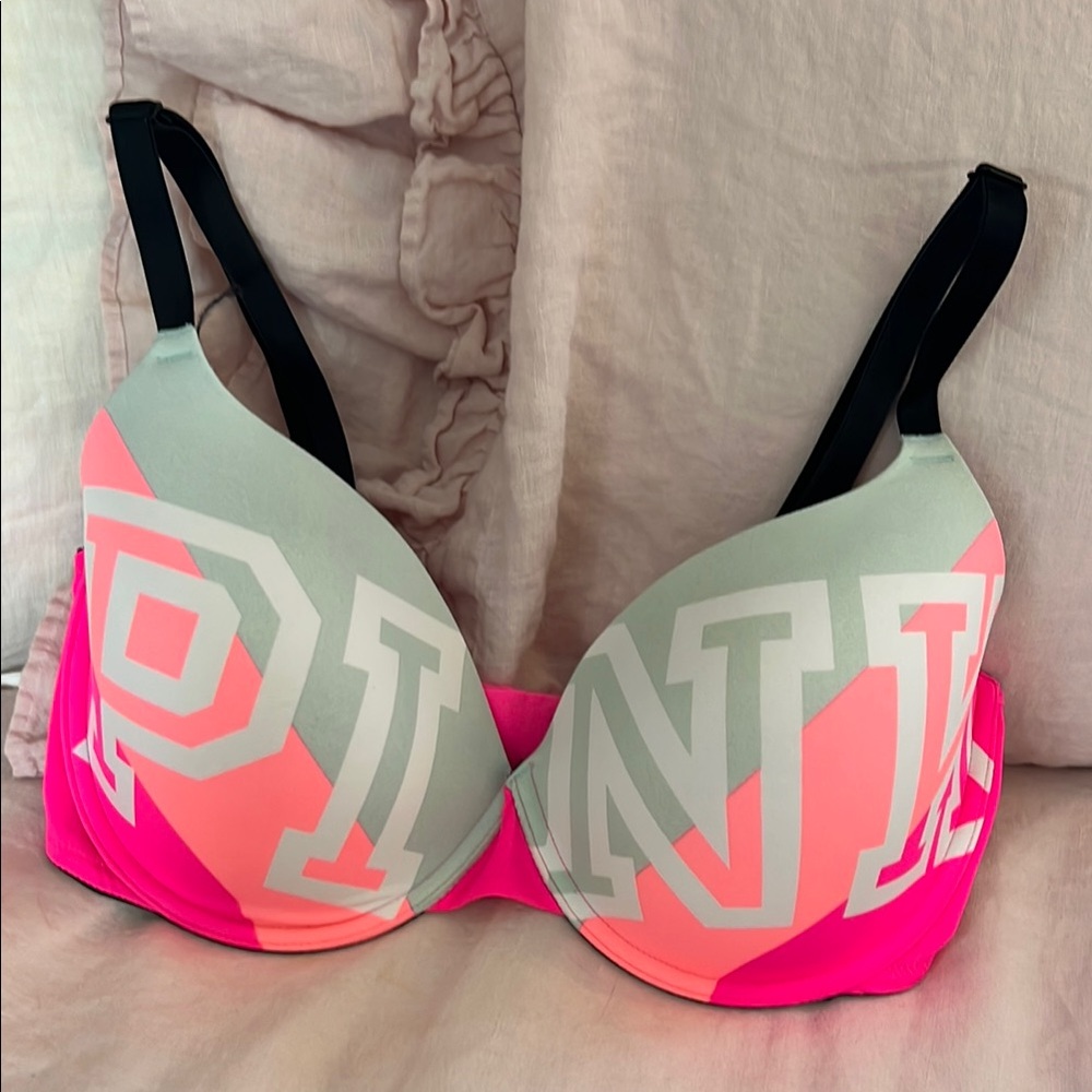 PINK Victoria's Secret Colorblock Bra